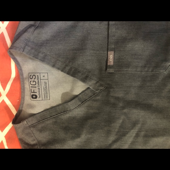 Figs Catarina in Small - Gray - Picture 2 of 3